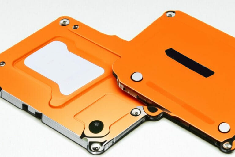 SSD vs HDD: What's the Difference & Which Is Best?